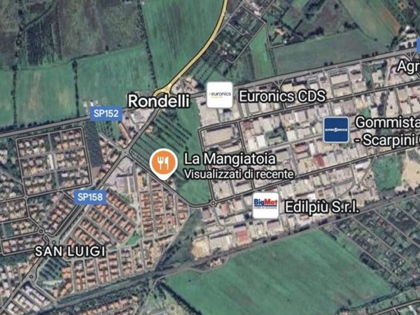 locale commerciale in vendita a Follonica