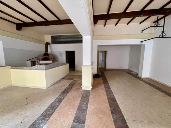 negozio in vendita a Follonica