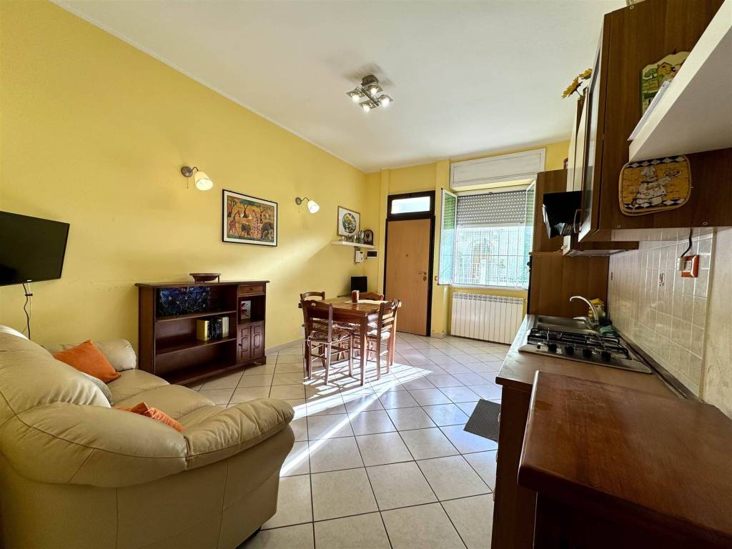 appartamento in vendita a Follonica