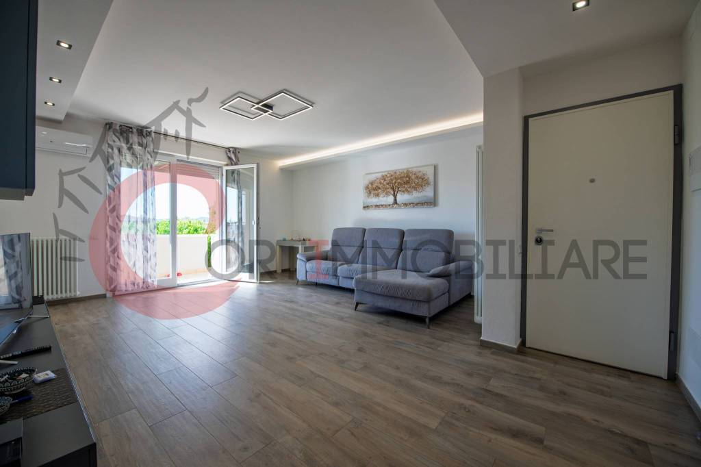 appartamento in vendita a Follonica