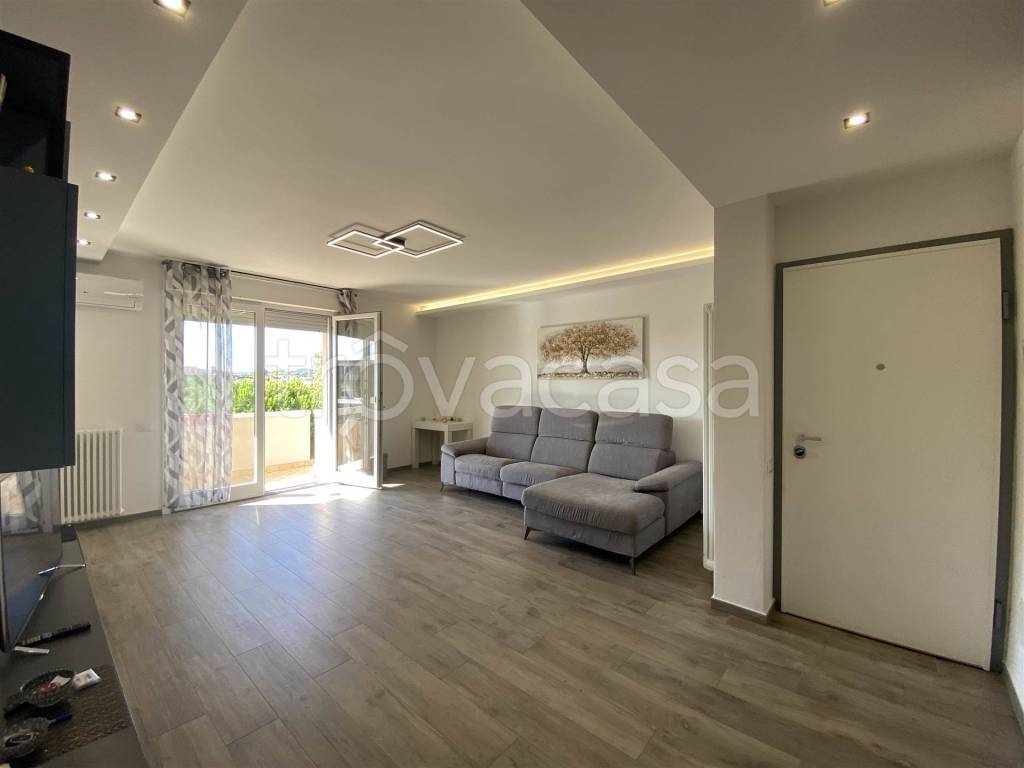 appartamento in vendita a Follonica