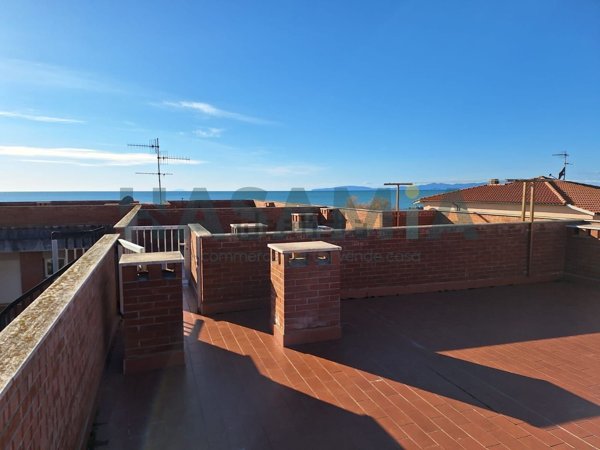 appartamento in vendita a Follonica