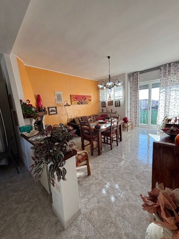 appartamento in vendita a Follonica