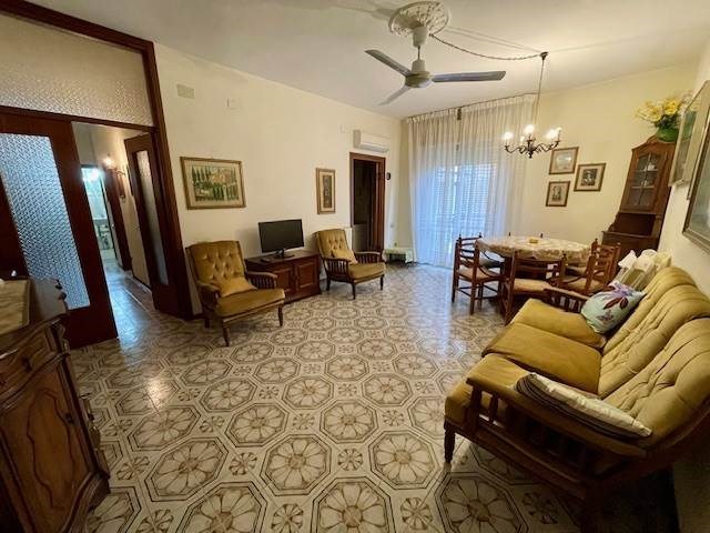 appartamento in vendita a Follonica