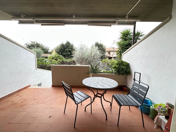 casa indipendente in vendita a Follonica