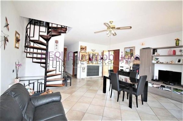 casa indipendente in vendita a Follonica