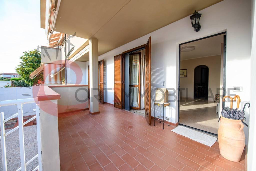 appartamento in vendita a Follonica