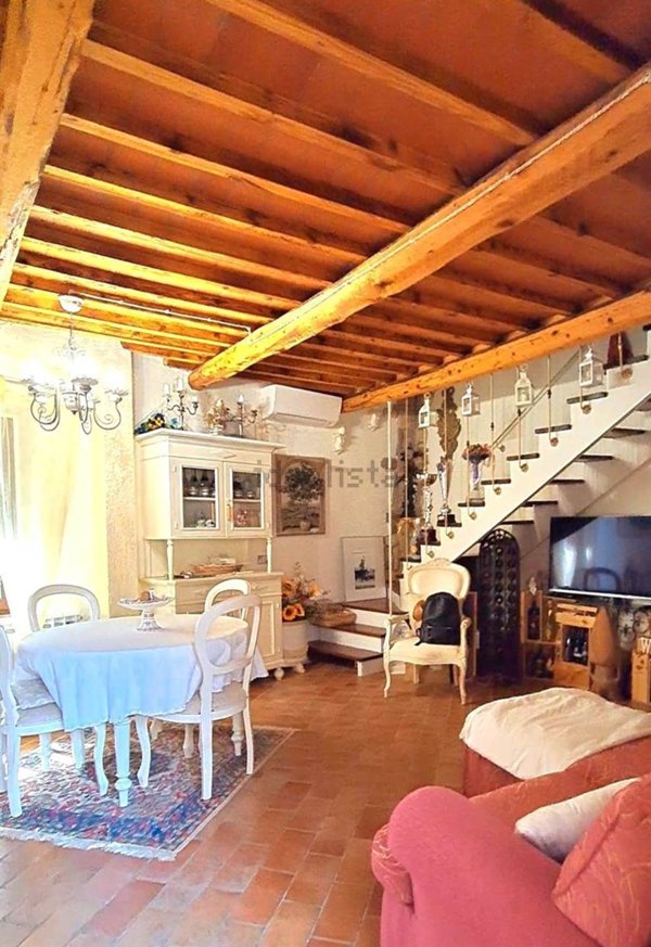 casa indipendente in vendita a Follonica