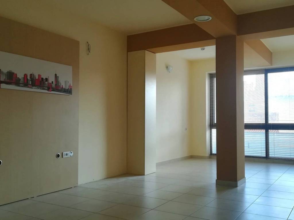 ufficio in vendita a Follonica