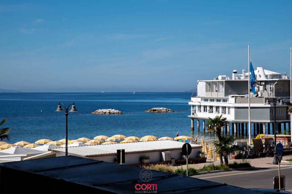 appartamento in vendita a Follonica