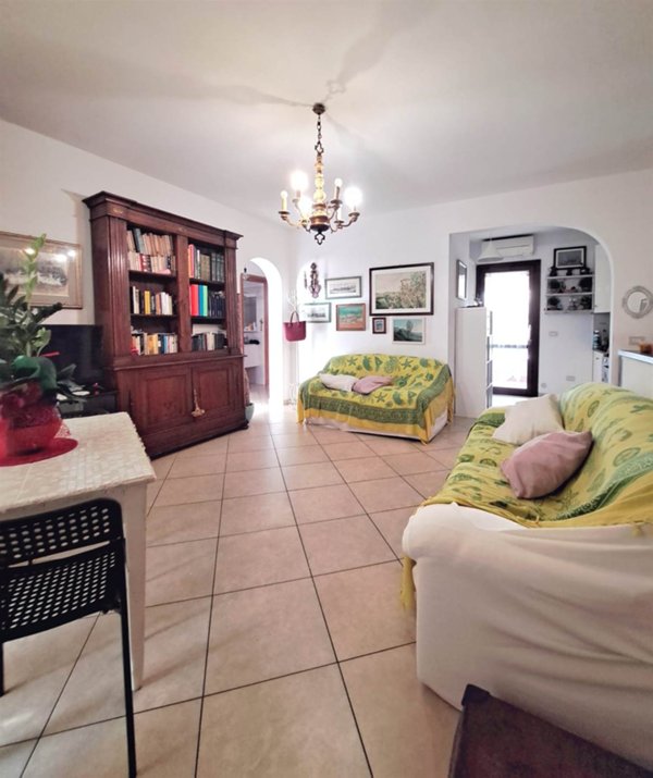 casa indipendente in vendita a Follonica