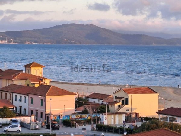 appartamento in vendita a Follonica