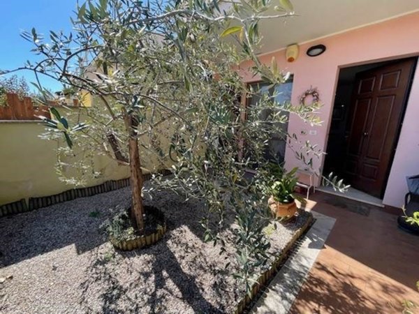 appartamento in vendita a Follonica