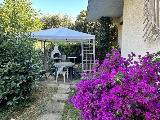 casa indipendente in vendita a Follonica