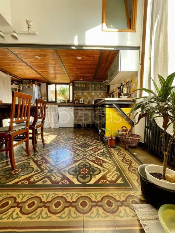 appartamento in vendita a Follonica