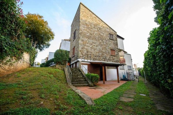 appartamento in vendita a Follonica