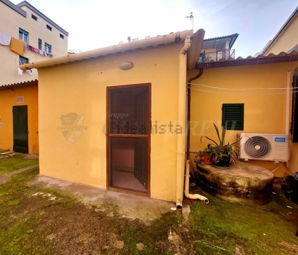 appartamento in vendita a Follonica