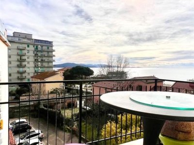 appartamento in vendita a Follonica