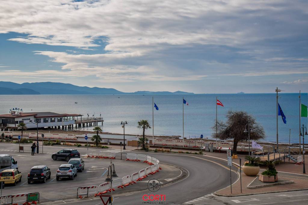 appartamento in vendita a Follonica