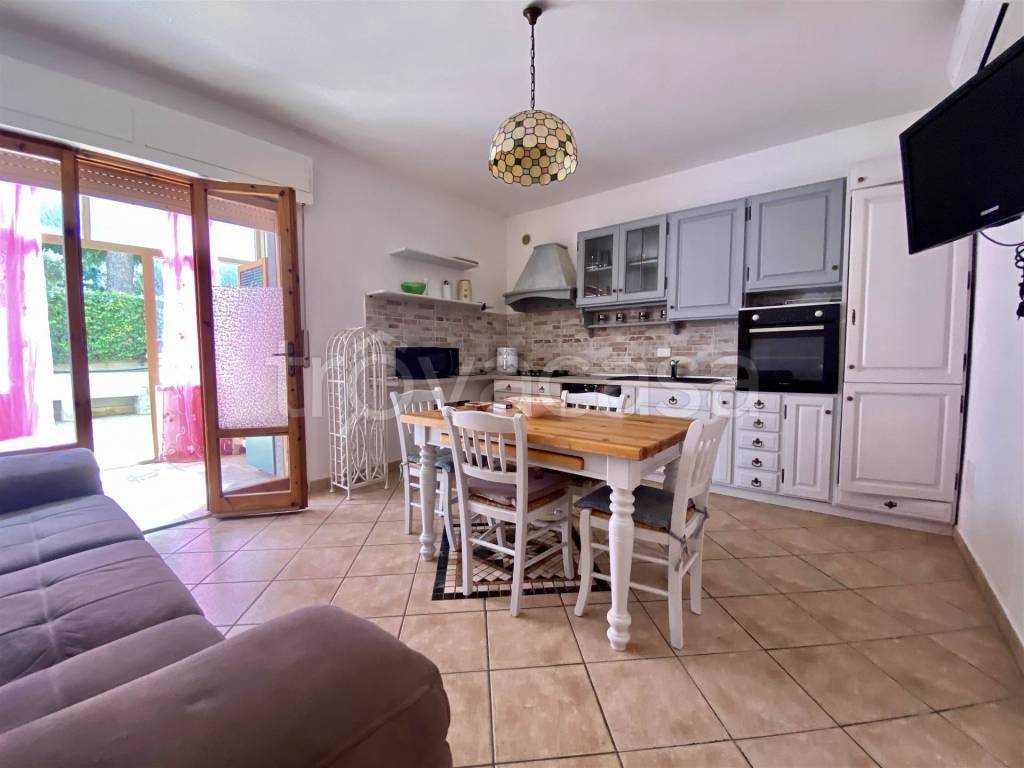 appartamento in vendita a Follonica