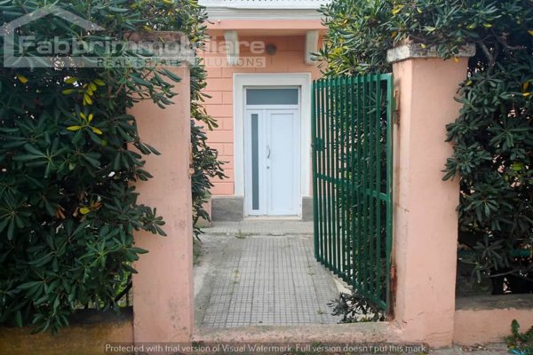 casa indipendente in vendita a Follonica