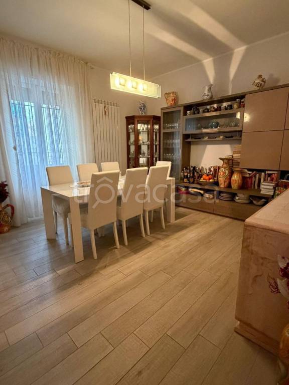 appartamento in vendita a Follonica