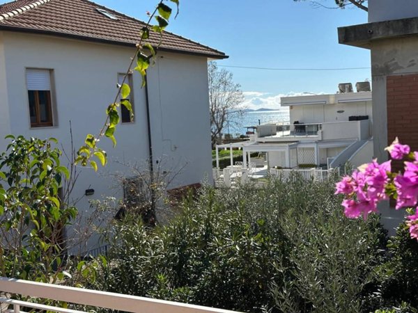 appartamento in vendita a Follonica