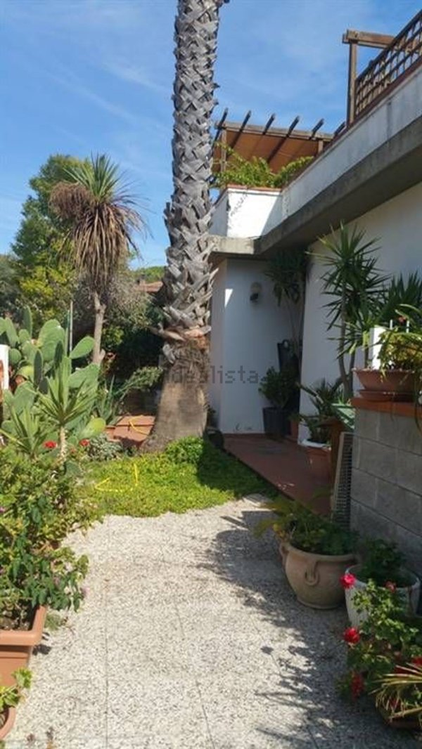 appartamento in vendita a Follonica