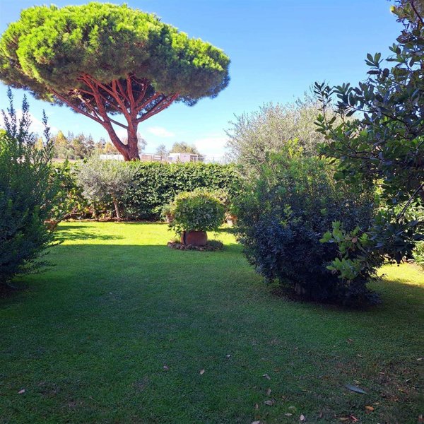 appartamento in vendita a Follonica