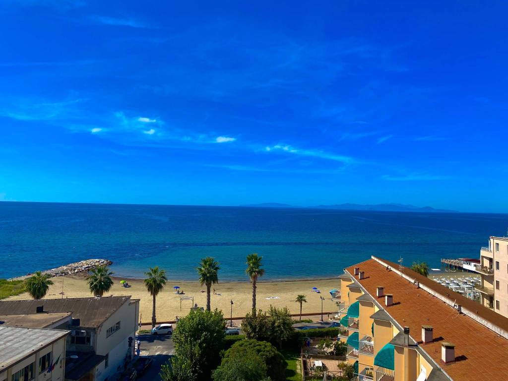 appartamento in vendita a Follonica