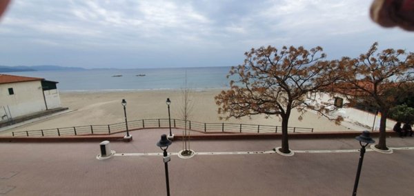 appartamento in vendita a Follonica in zona Prato Ranieri