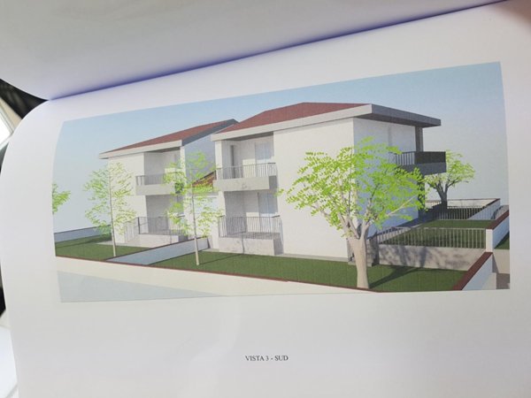 casa indipendente in vendita a Follonica