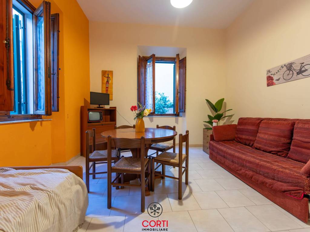 appartamento in vendita a Follonica