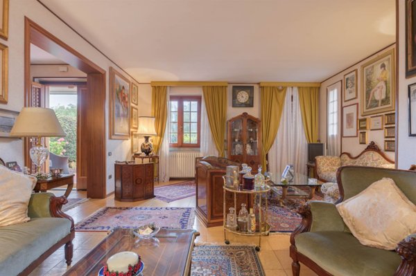 appartamento in vendita a Follonica