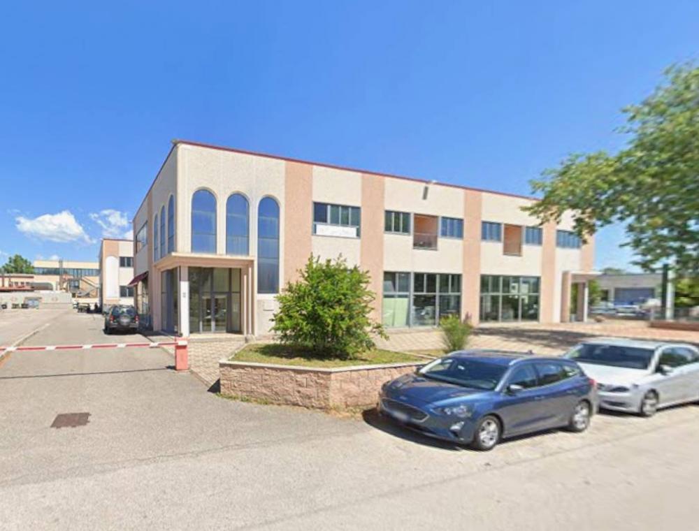 locale di sgombero in vendita a Follonica