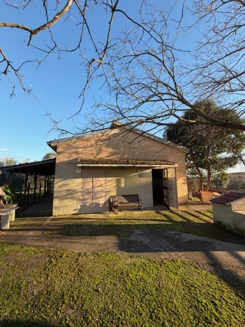 casa indipendente in vendita a Follonica