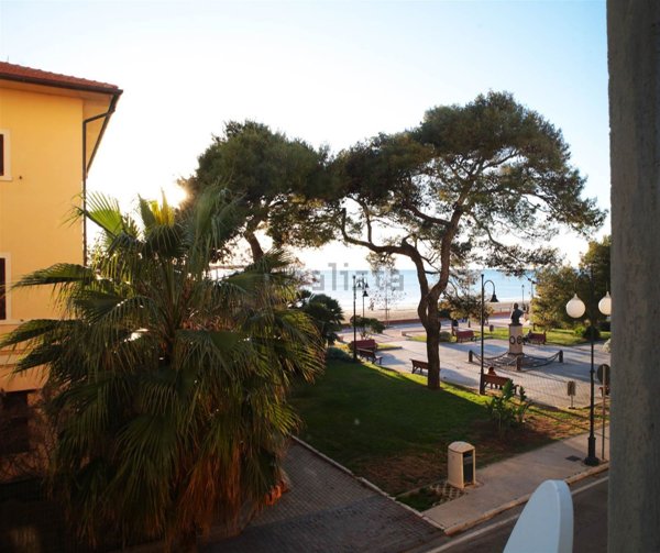 appartamento in vendita a Follonica