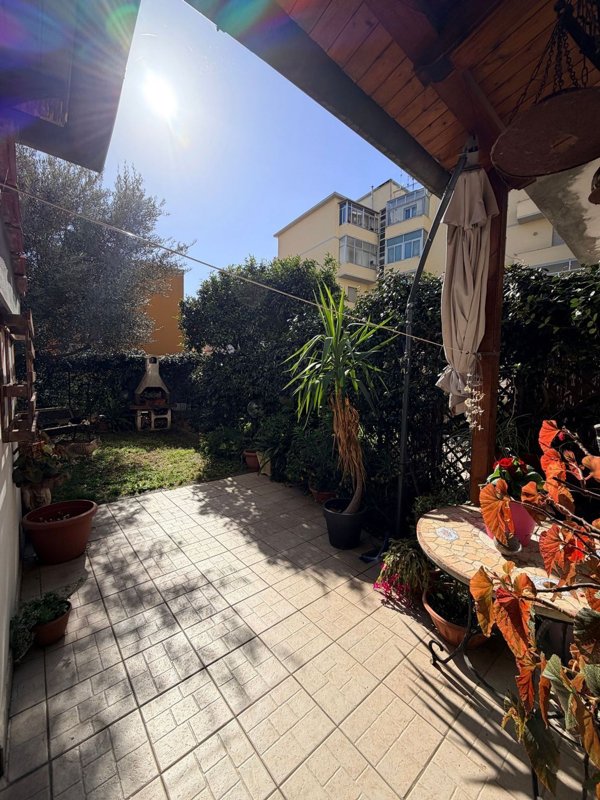 appartamento in vendita a Follonica