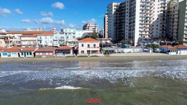 casa indipendente in vendita a Follonica