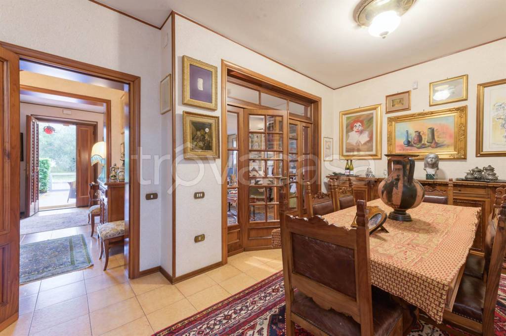 casa indipendente in vendita a Follonica