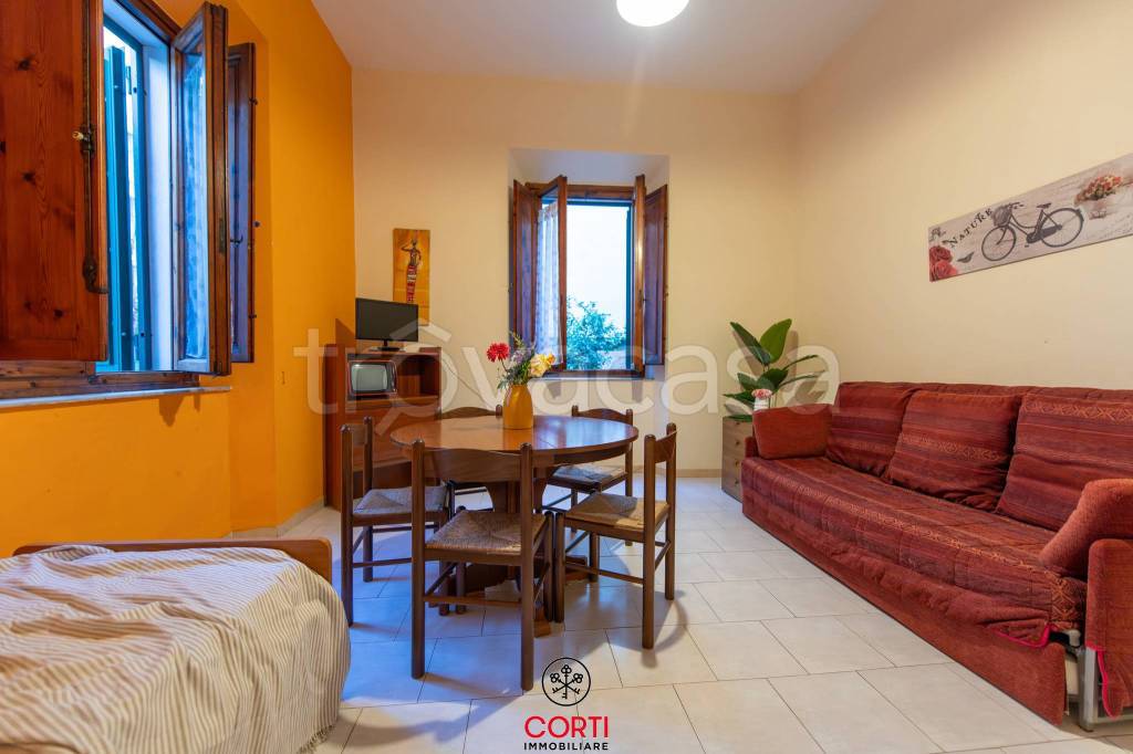 appartamento in vendita a Follonica