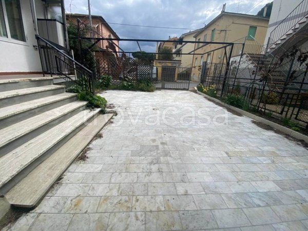 appartamento in vendita a Follonica