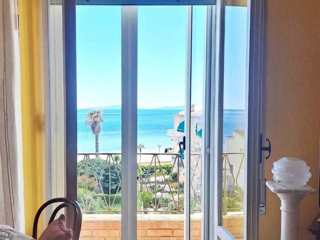 appartamento in vendita a Follonica
