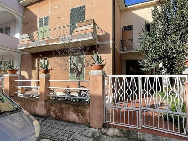 appartamento in vendita a Follonica