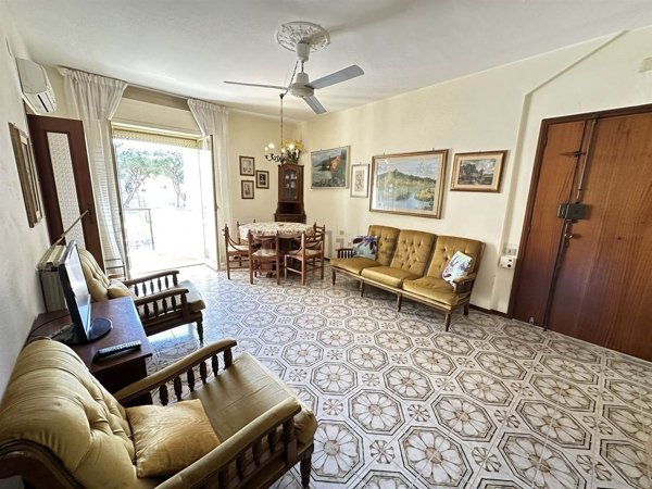 appartamento in vendita a Follonica