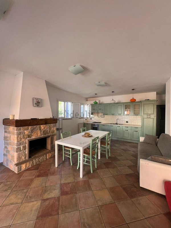 casa indipendente in vendita a Follonica