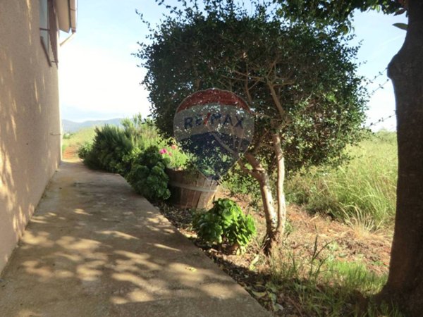 locale di sgombero in vendita a Follonica