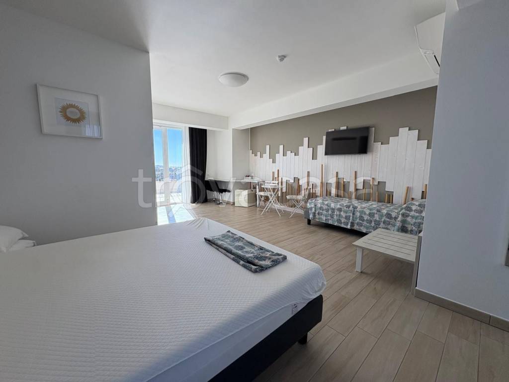 negozio in vendita a Follonica