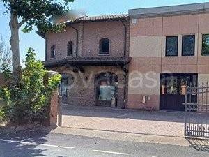 negozio in vendita a Follonica