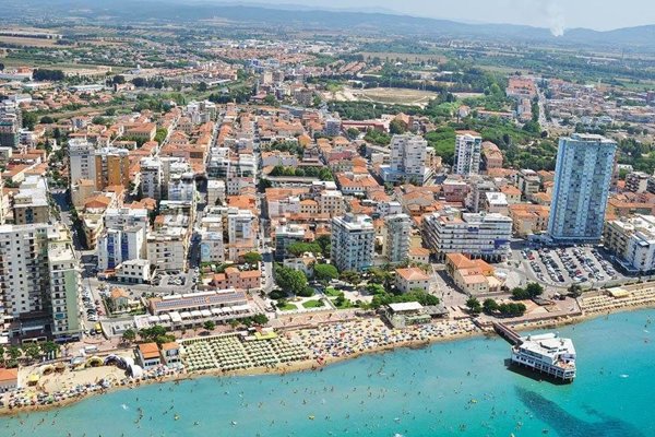 appartamento in vendita a Follonica